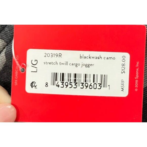 Spanx‎ Blackwash Camo Stretch Twill Cargo Jogger Women's Jogger Pants Size L/G - Picture 3 of 6